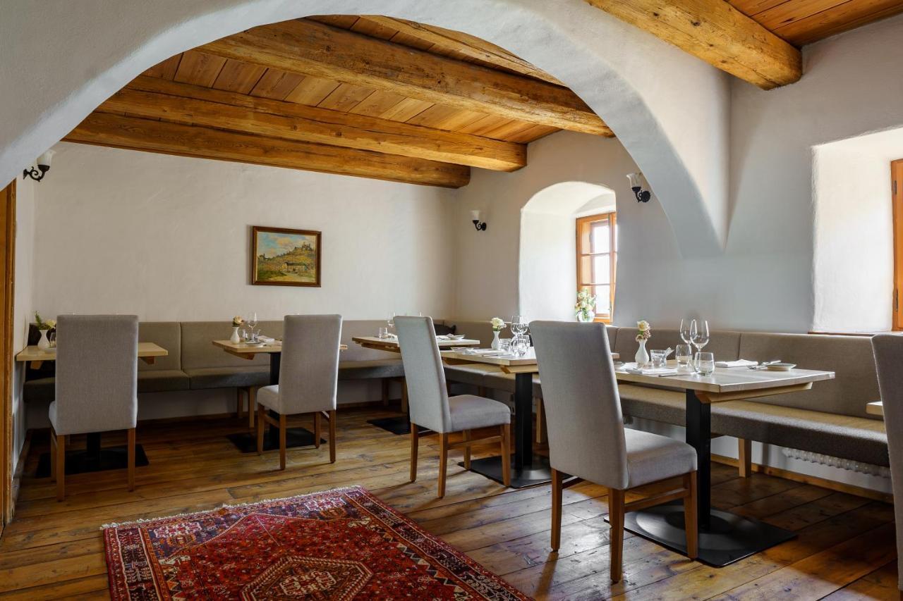 Weinhaus Nigl - Hotel, Restaurant Und Spa 山夫顿堡 外观 照片