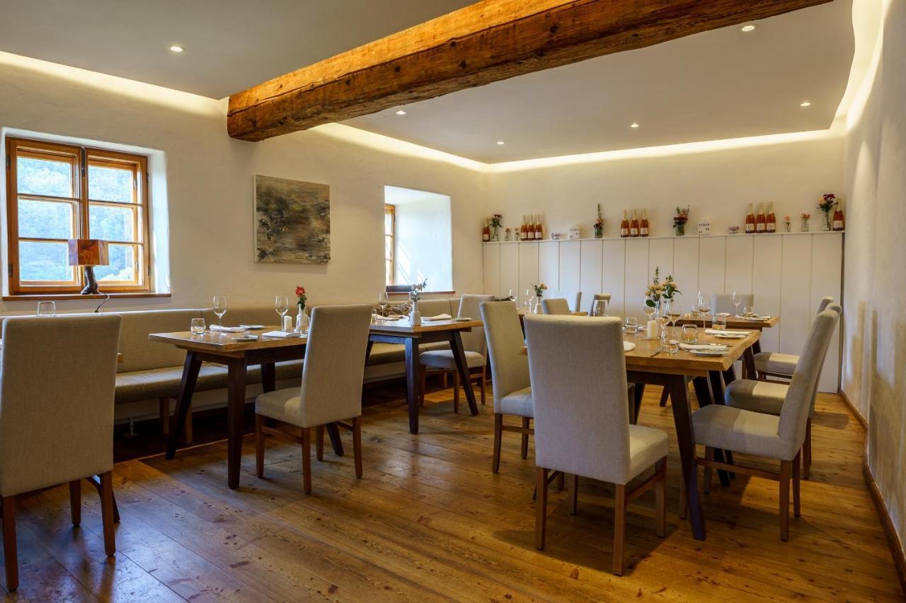 Weinhaus Nigl - Hotel, Restaurant Und Spa 山夫顿堡 外观 照片