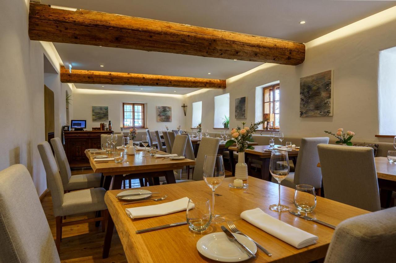 Weinhaus Nigl - Hotel, Restaurant Und Spa 山夫顿堡 外观 照片
