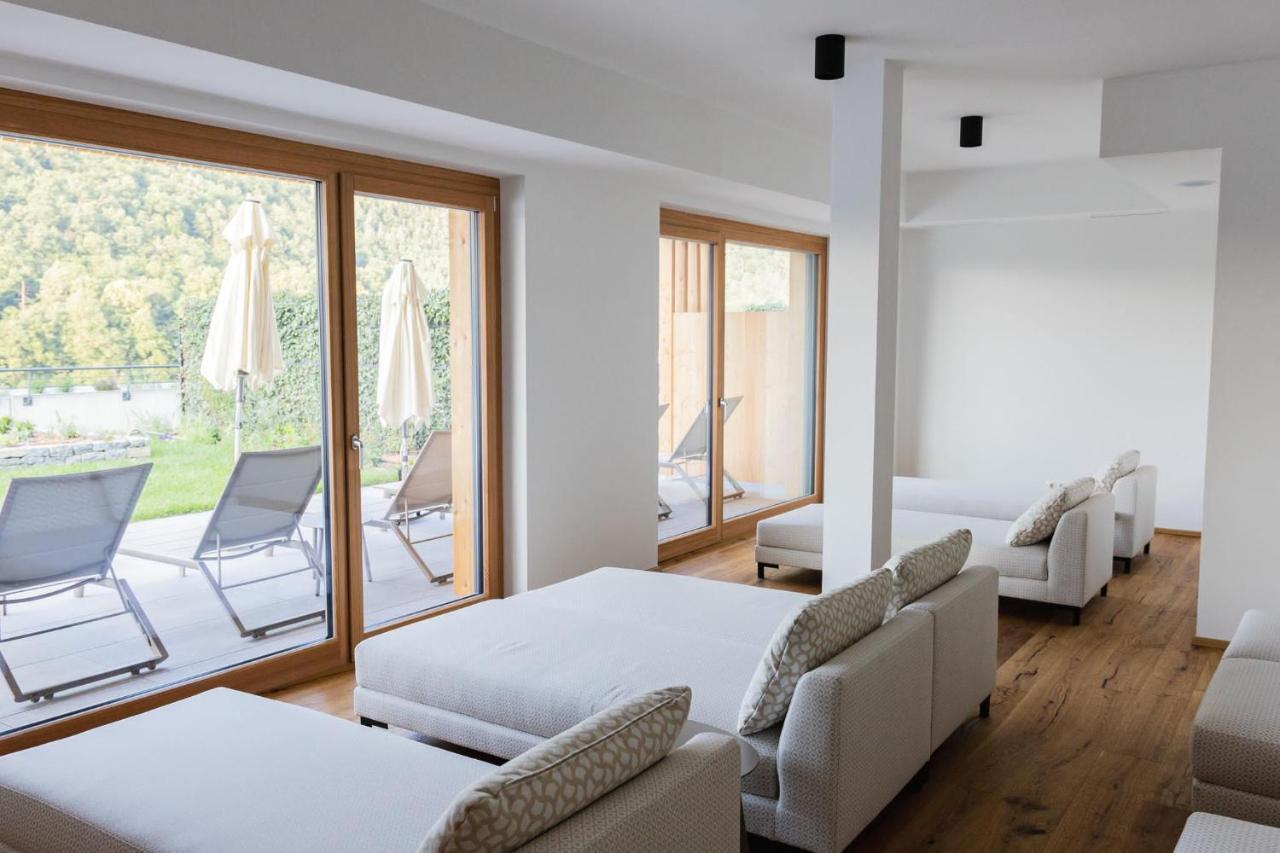 Weinhaus Nigl - Hotel, Restaurant Und Spa 山夫顿堡 外观 照片
