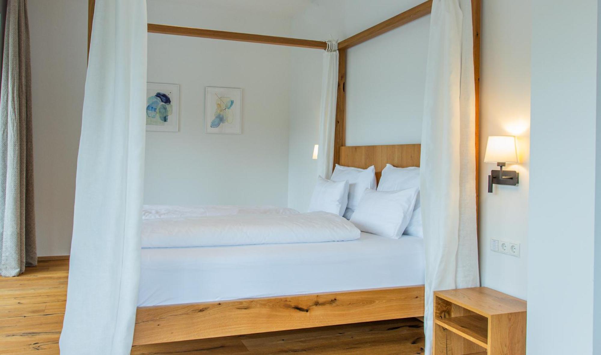 Weinhaus Nigl - Hotel, Restaurant Und Spa 山夫顿堡 外观 照片