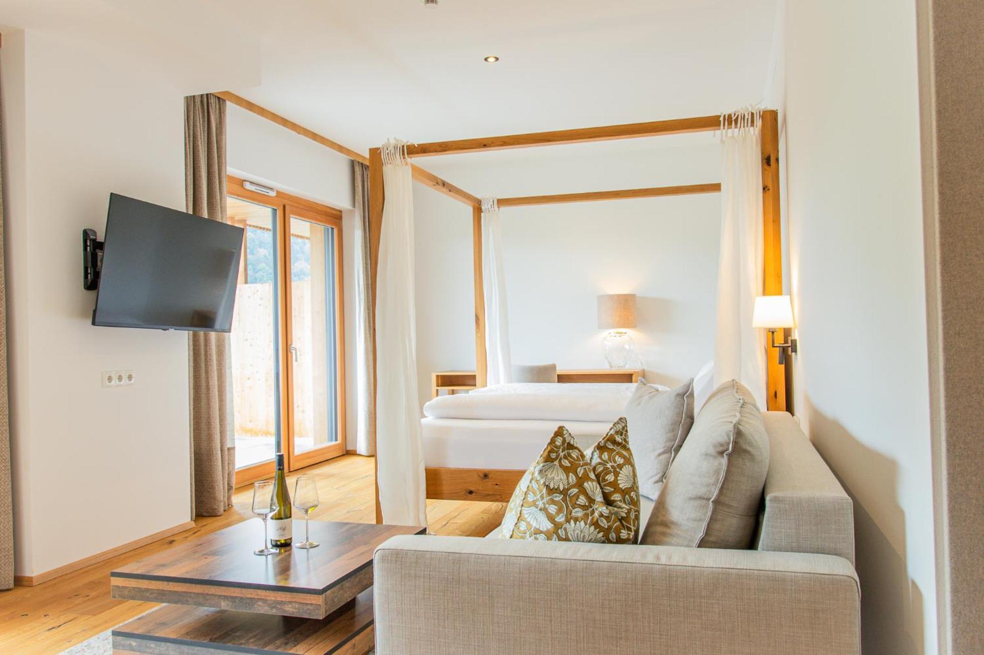 Weinhaus Nigl - Hotel, Restaurant Und Spa 山夫顿堡 外观 照片