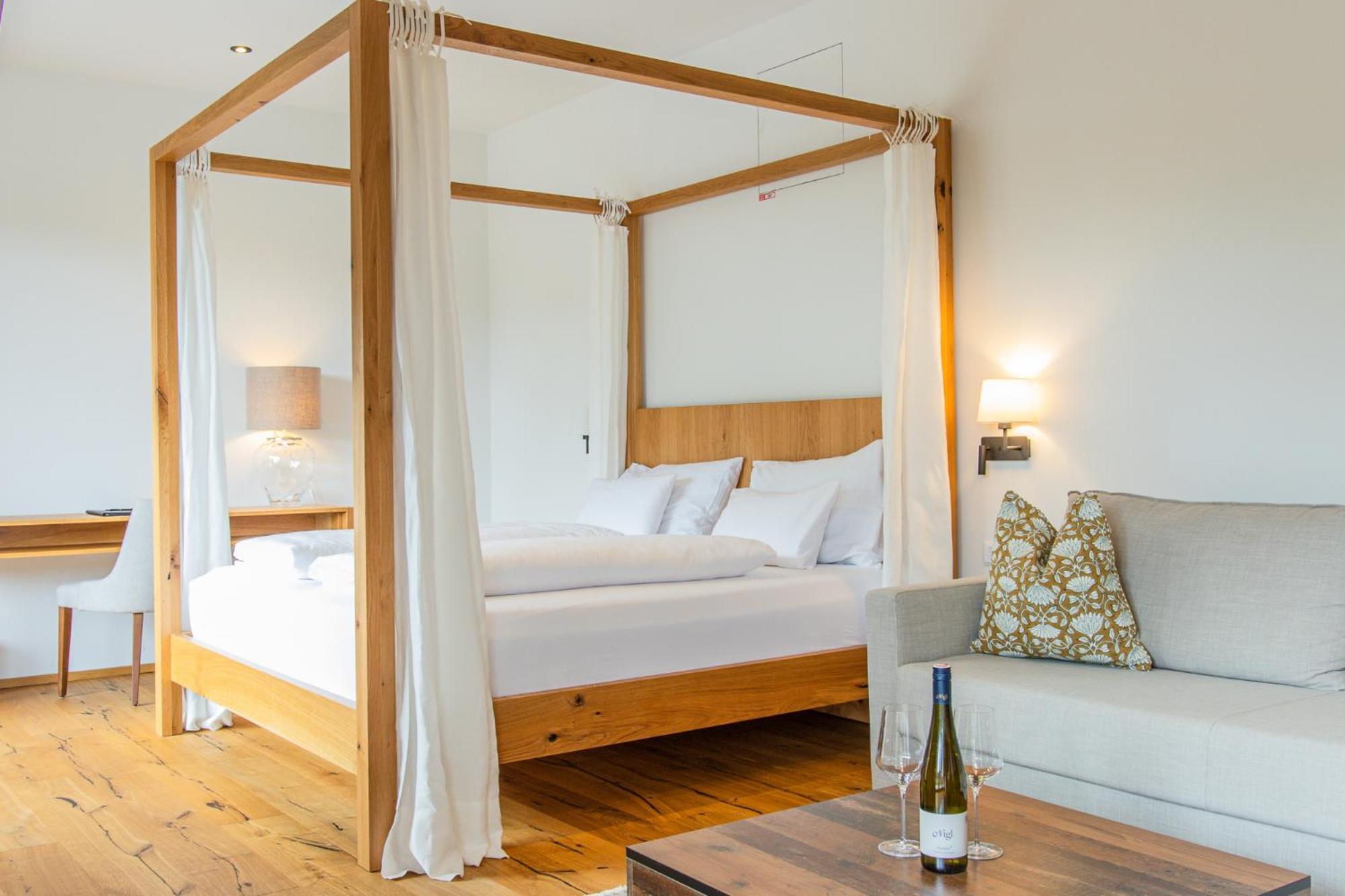 Weinhaus Nigl - Hotel, Restaurant Und Spa 山夫顿堡 外观 照片