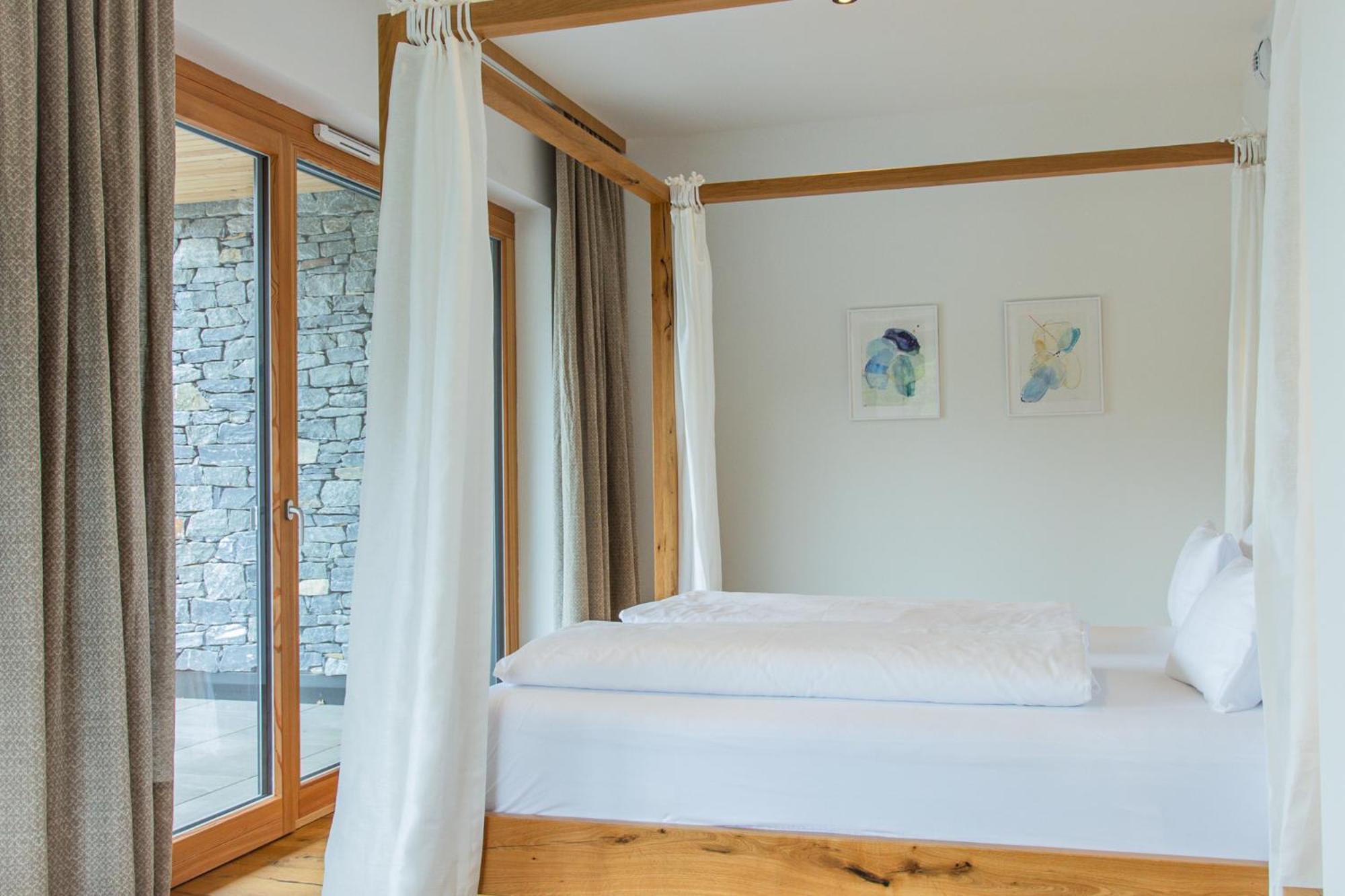 Weinhaus Nigl - Hotel, Restaurant Und Spa 山夫顿堡 外观 照片