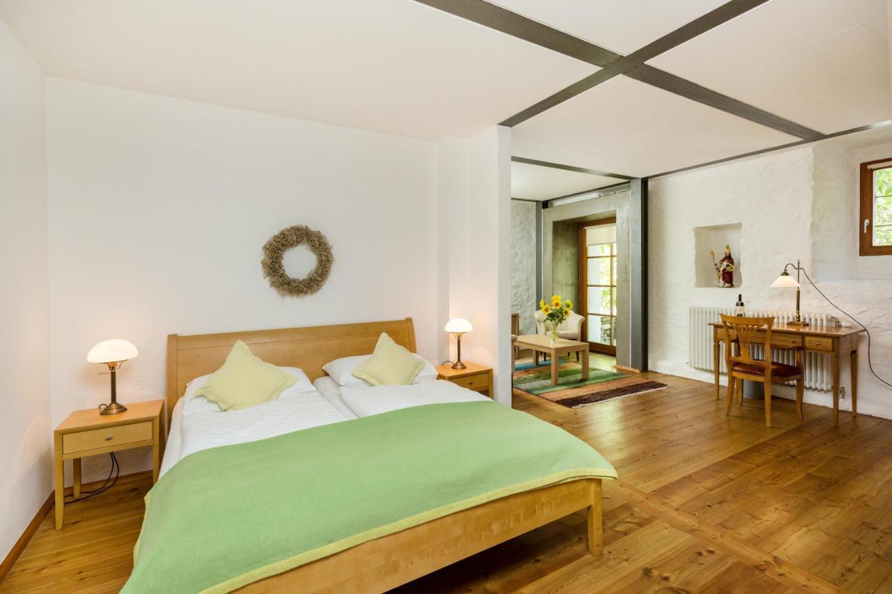 Weinhaus Nigl - Hotel, Restaurant Und Spa 山夫顿堡 外观 照片